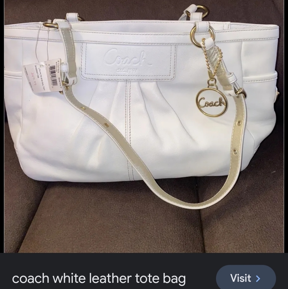 Coach White Leather Pleated East West Gallery Shoulder Bag with Gold Hardware